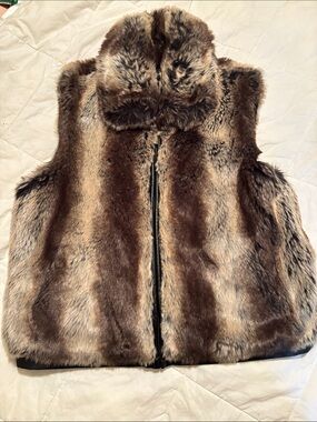 Siena Studio Faux Fur Vest in Brown and Taupe